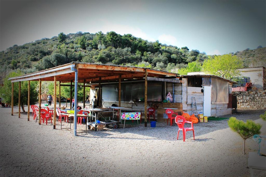 La Comanglora Villa Lleida Exterior photo